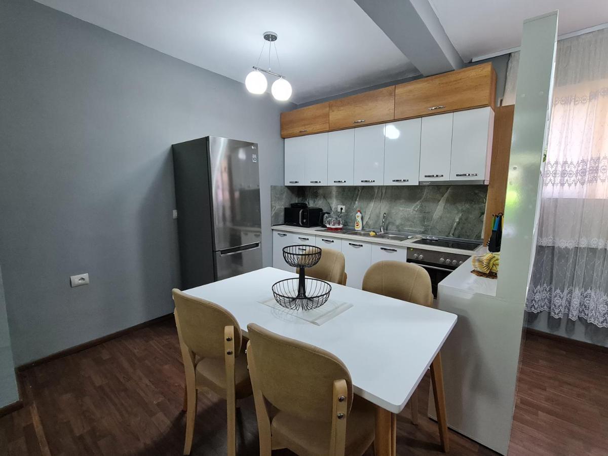 Jon'S Apartment 티라나 외부 사진