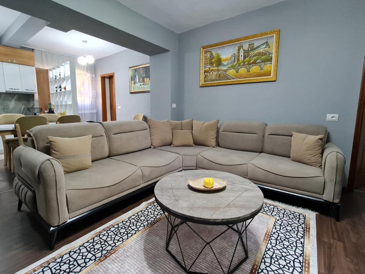 Jon'S Apartment 티라나 외부 사진