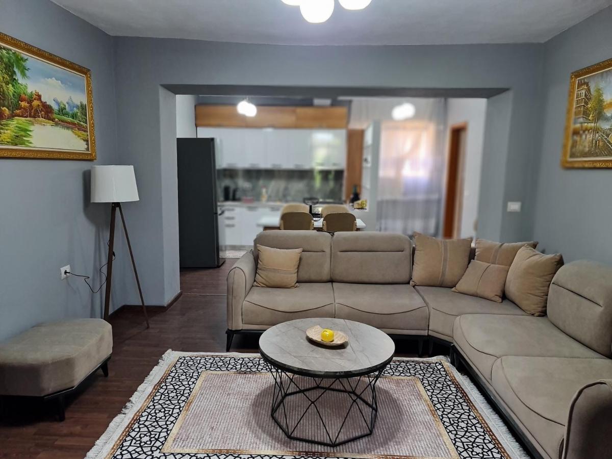 Jon'S Apartment 티라나 외부 사진