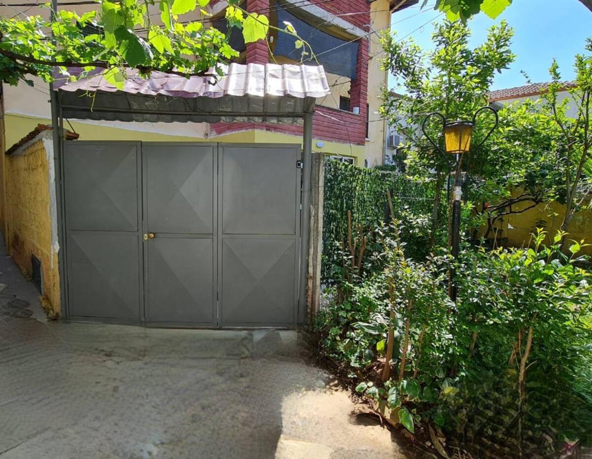 Jon'S Apartment 티라나 외부 사진