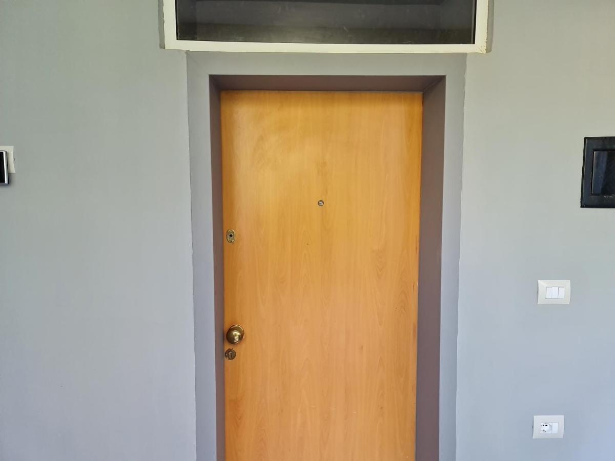Jon'S Apartment 티라나 외부 사진