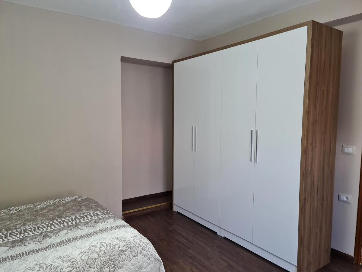 Jon'S Apartment 티라나 외부 사진